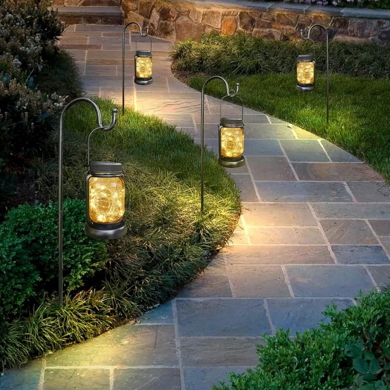 Solar garden light